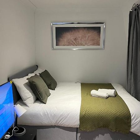 3 Bedroom Flat In King'S Cross, St Pancras'S. 8 People Лондон Экстерьер фото
