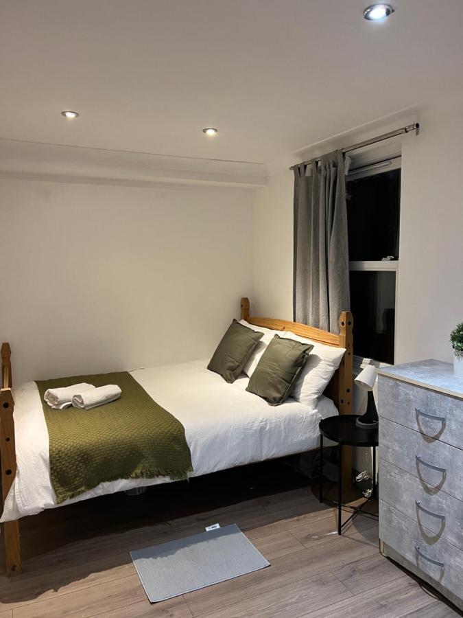 3 Bedroom Flat In King'S Cross, St Pancras'S. 8 People Лондон Экстерьер фото