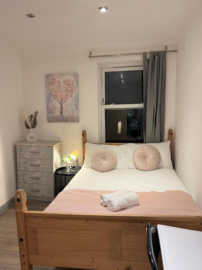 3 Bedroom Flat In King'S Cross, St Pancras'S. 8 People Лондон Экстерьер фото
