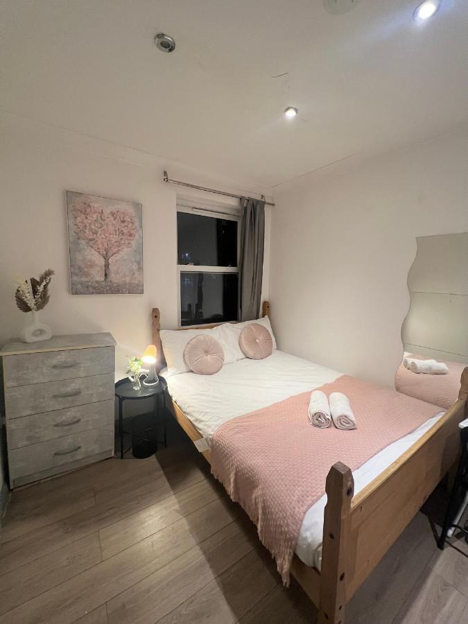 3 Bedroom Flat In King'S Cross, St Pancras'S. 8 People Лондон Экстерьер фото