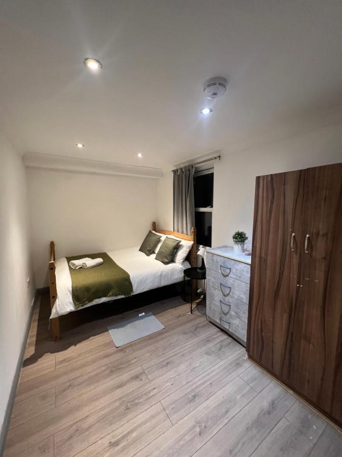 3 Bedroom Flat In King'S Cross, St Pancras'S. 8 People Лондон Экстерьер фото